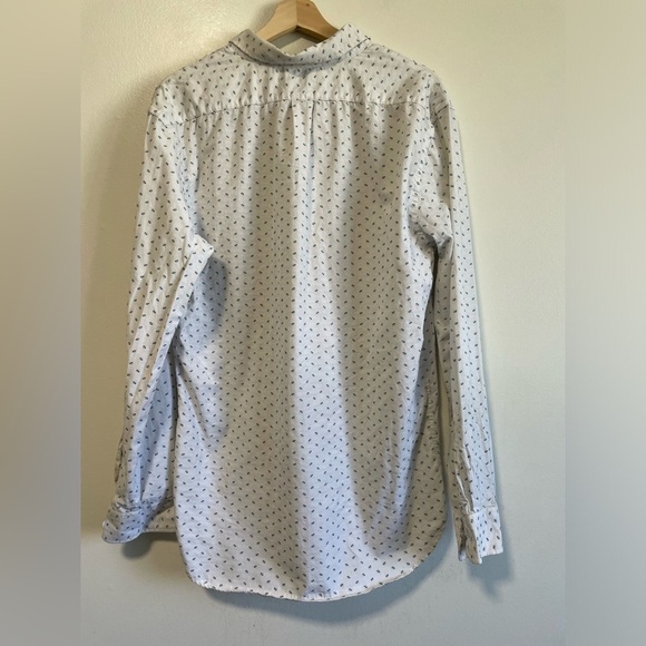 Old Navy White w Stitched Print Long Sleeve Button  Up Shirt - Picture 9 of 9